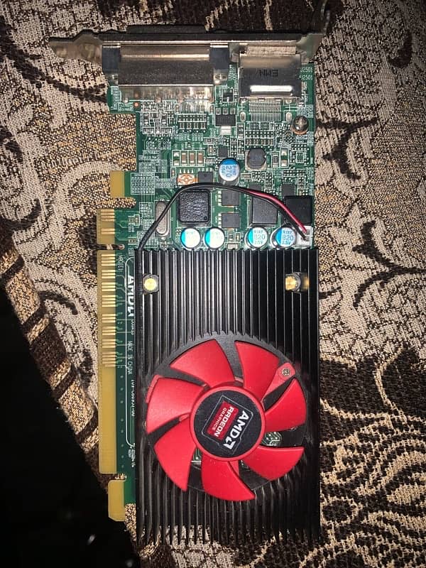 Amd radeon R5 430 2gb 1