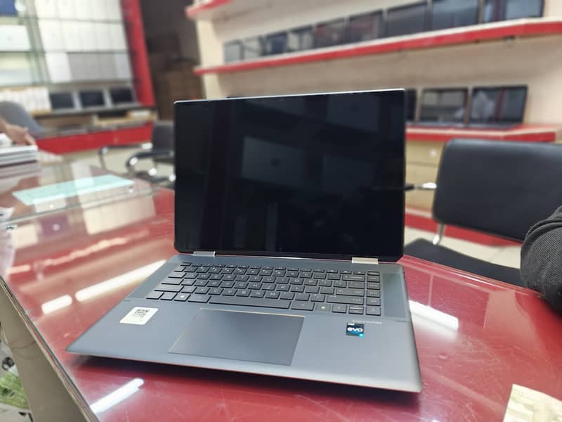 Hp Spectre x360 - TouchScreen (16”) 6