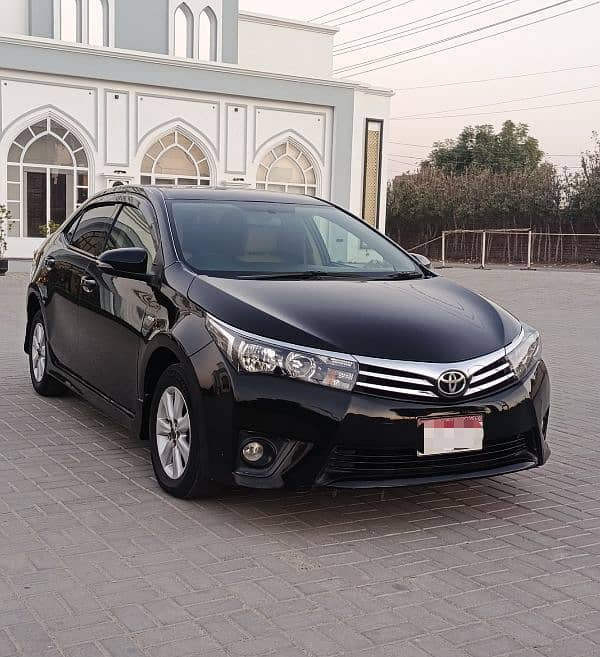 Toyota Corolla Altis 2016 1