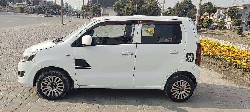 Suzuki Wagon R 2018 3