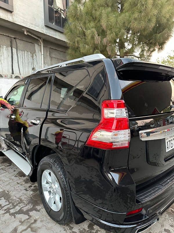 Toyota Prado 2014 16