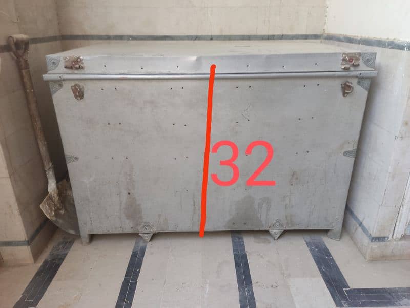 iron baksa for sale Trunk 0