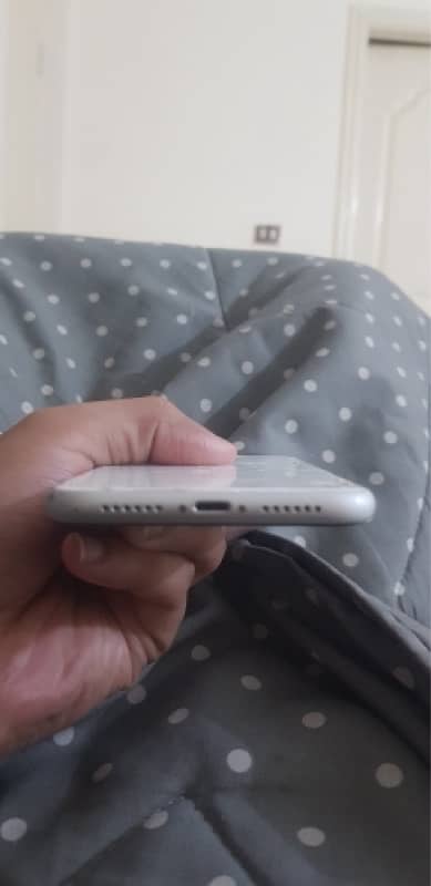 iphone xr 64gb non PTA 6