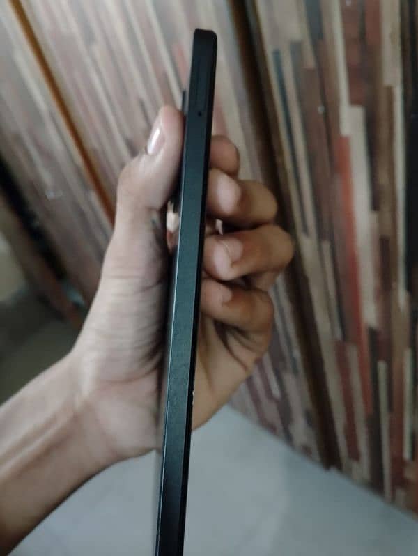 realme c53 6/128 4