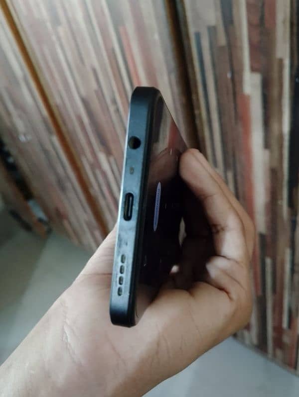 realme c53 6/128 6