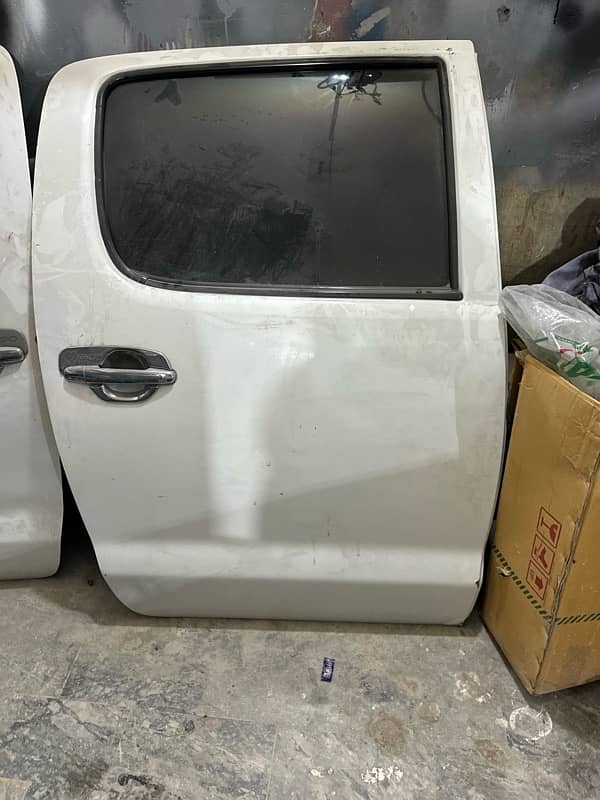 Hilux vigo parts 3