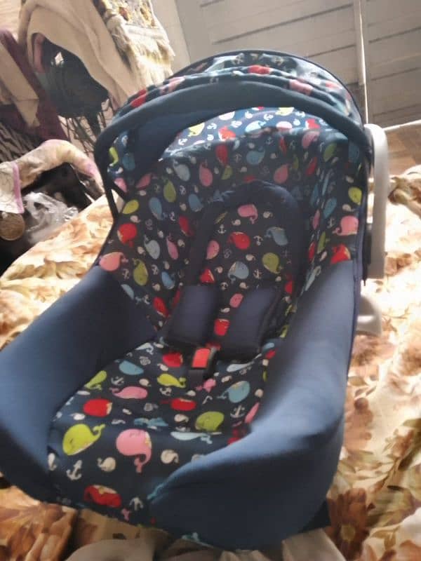 Baby cot | Kids Cot | Baby Carry cot | Baby Car seat for sale 1