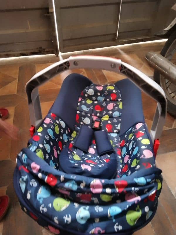 Baby cot | Kids Cot | Baby Carry cot | Baby Car seat for sale 7