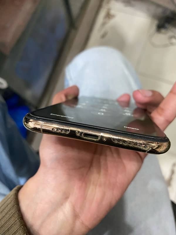 iphone xs max 3