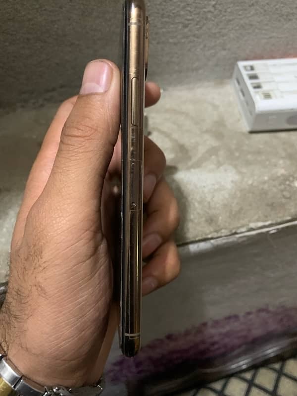 iphone xs 5