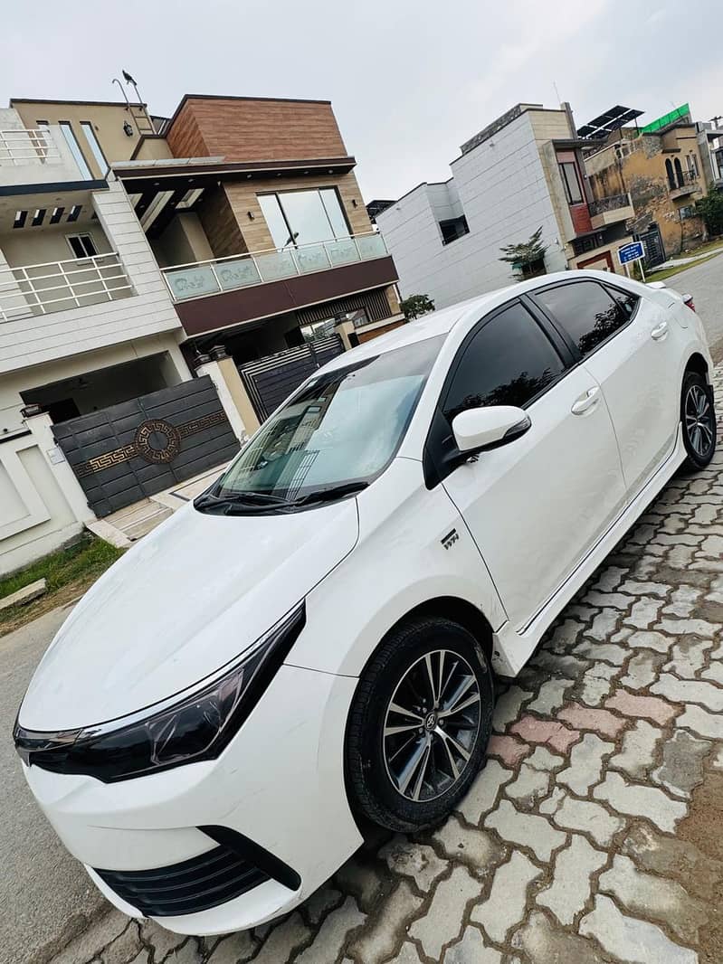 Toyota Corolla Altis 2017 1.6 Automatic 6