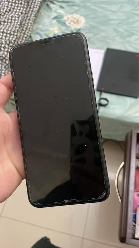 iphone 11 pro max 0