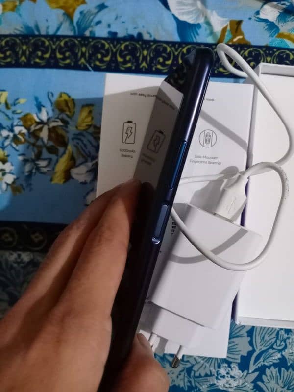 Vivo y20s 256Gb And 8Gb 5000mah Battery with box and Vivo fash charge 2