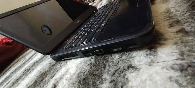 Dell N4050 with box and charger 1