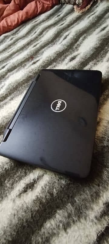 Dell N4050 with box and charger 7