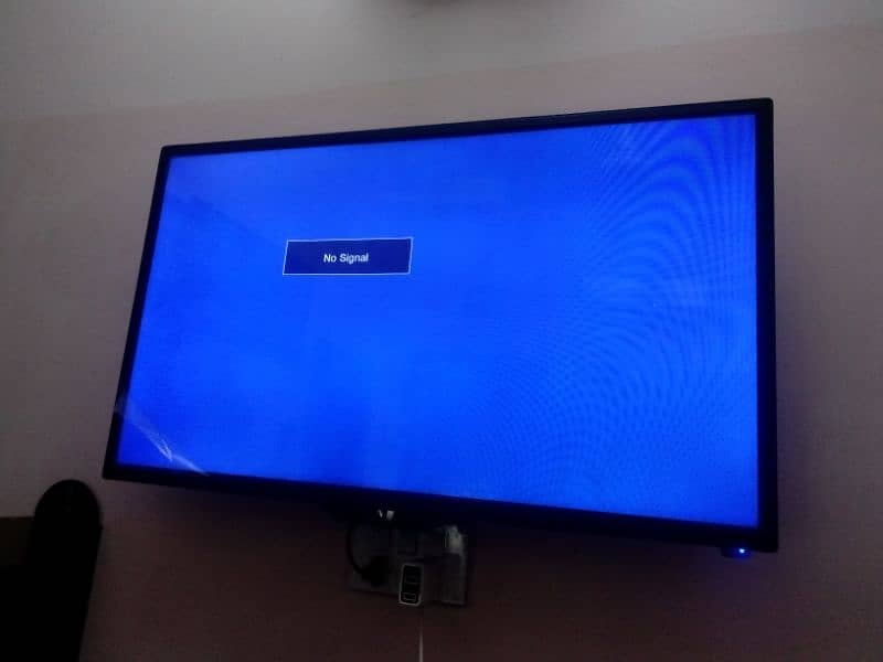 Samsung LED 32" Simple 1