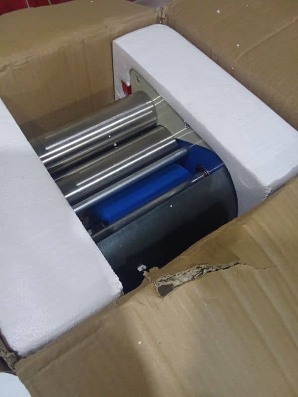 noodle pasta machine brand new 2