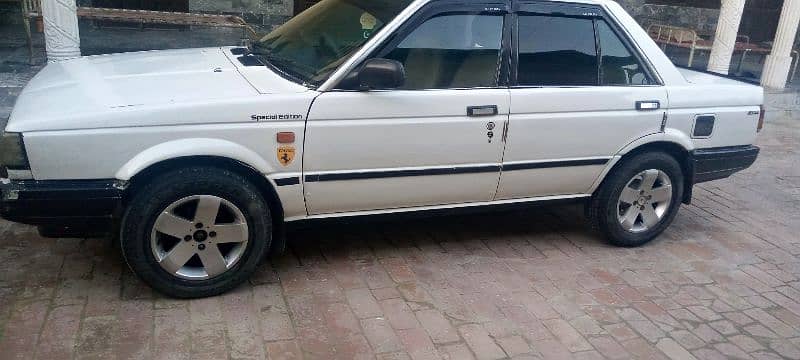 Nissan Sunny 1988 1