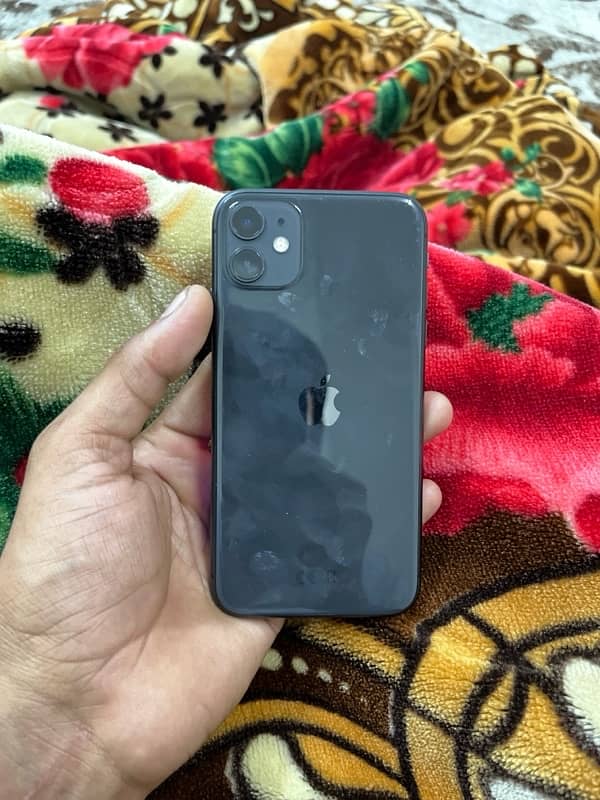 i phone 11 64 gb   battery 84 all original no any parts chang 4