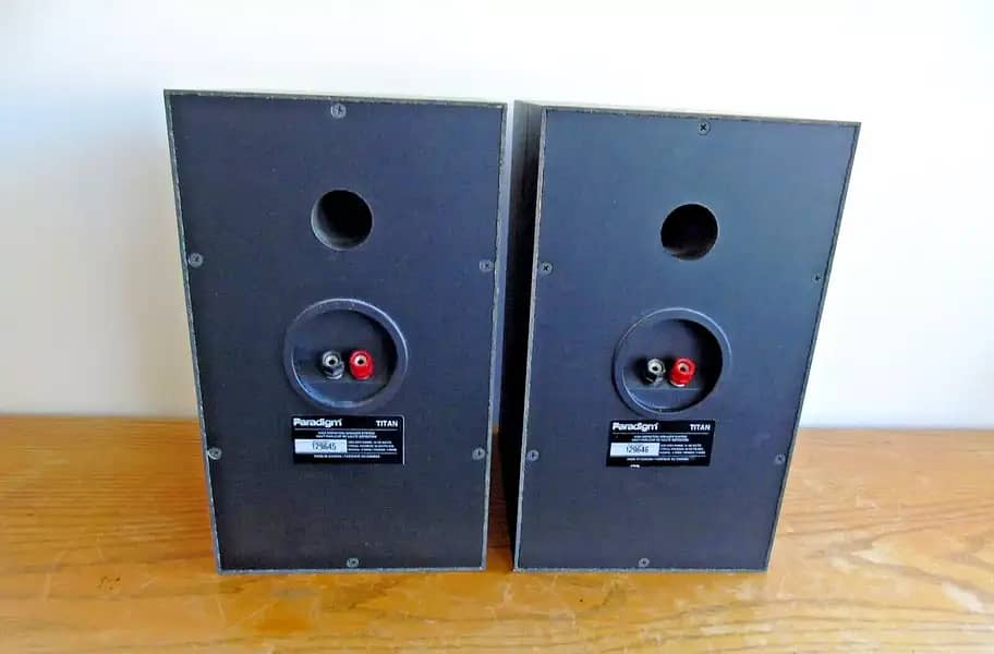 paradigm titan v1 bookshelf speaker Made in Canada-keff,bose,nad,arca 2