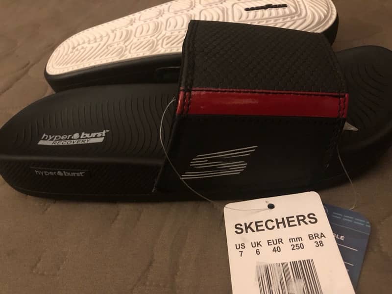 Branded Slippers for Men SKECHERS 1