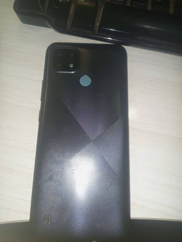 Realme c21 glass break 4