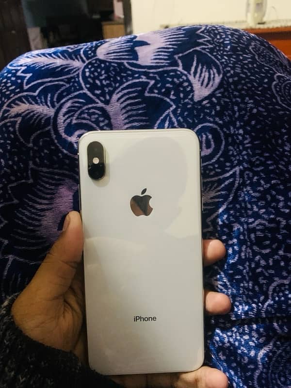 iphone xs max 1