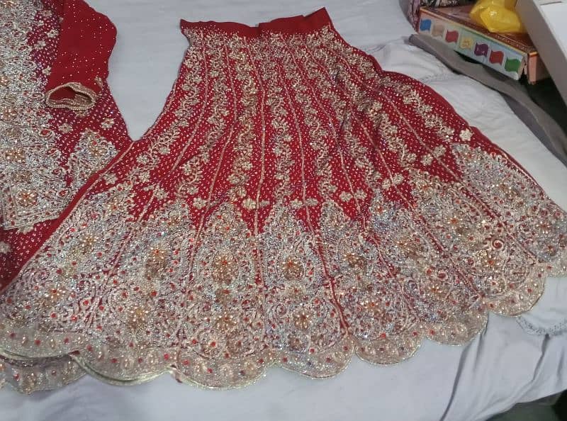 bridal red lehnga 1