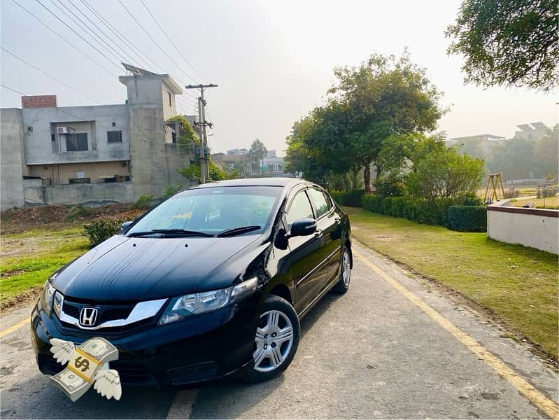 Honda City IVTEC 2018 auto pristine condition. geniune not accidented. 5