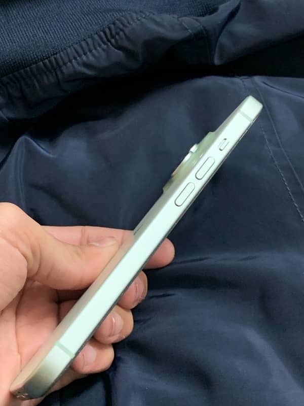 iphone 15 kindly contact on whatsap 0:3:1:5:5:8:0:9:3:5:2 1