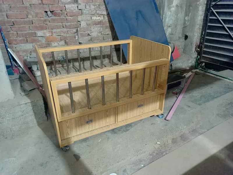 Modern Baby Cot 0