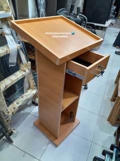 Rostrum/Dice/Lacture stand/Counter/Reception/Table/Take away/Podium