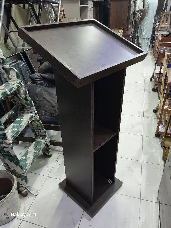 Rostrum/Dice/Lacture stand/Counter/Reception/Table/Take away/Podium 2