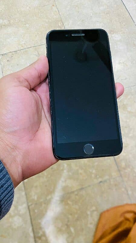 iphone 7 plus pta approved 128 gb All ok 1