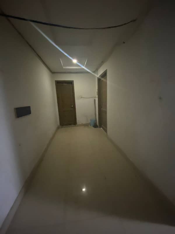 300 Sq/Ft Fully FURNISHED OFFICE Available For RENT In Bahria Town Phase 8 C Junction RWP 3