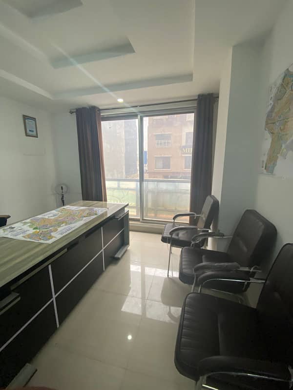 300 Sq/Ft Fully FURNISHED OFFICE Available For RENT In Bahria Town Phase 8 C Junction RWP 6