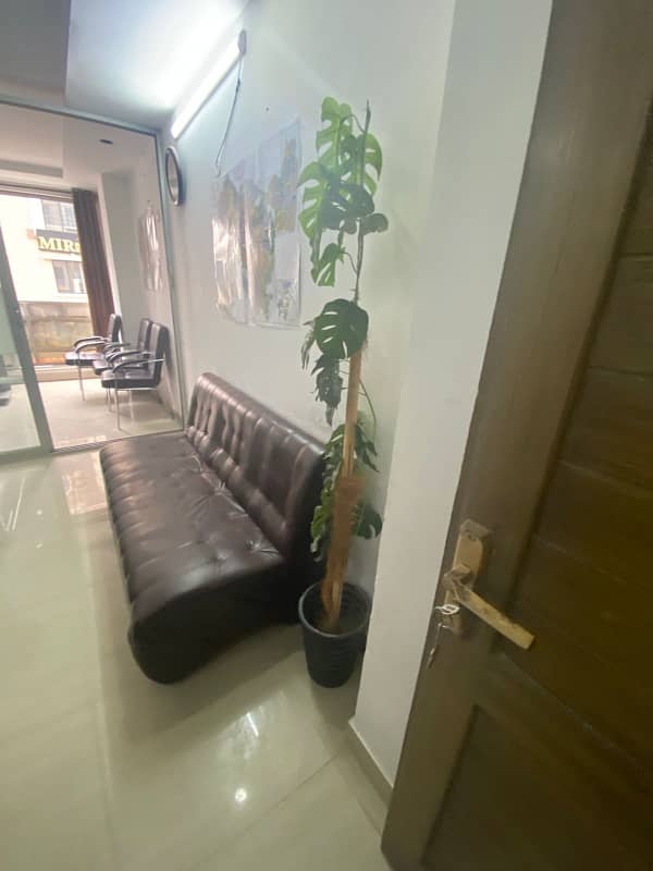 300 Sq/Ft Fully FURNISHED OFFICE Available For RENT In Bahria Town Phase 8 C Junction RWP 14