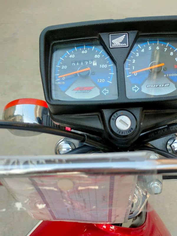 Honda 125. Model 23. Brand New Condition. Islamabad Number 5