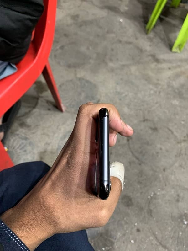 iphone 11 pro max 256gb bttery service 1