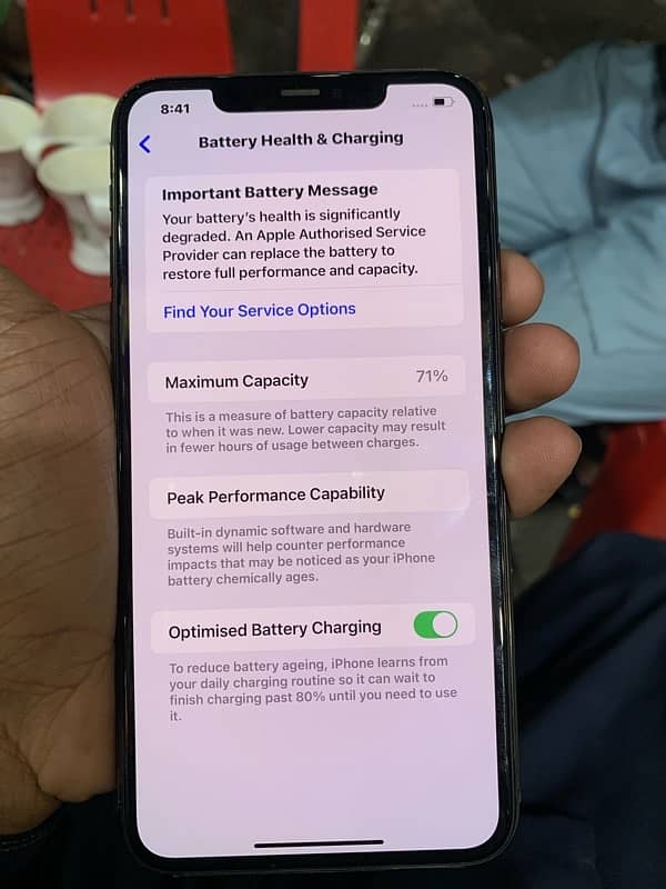 iphone 11 pro max 256gb bttery service 5