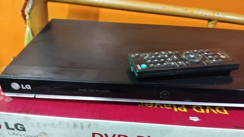 LG DVD player 1