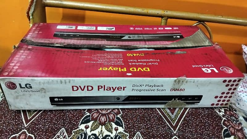 LG DVD player 2