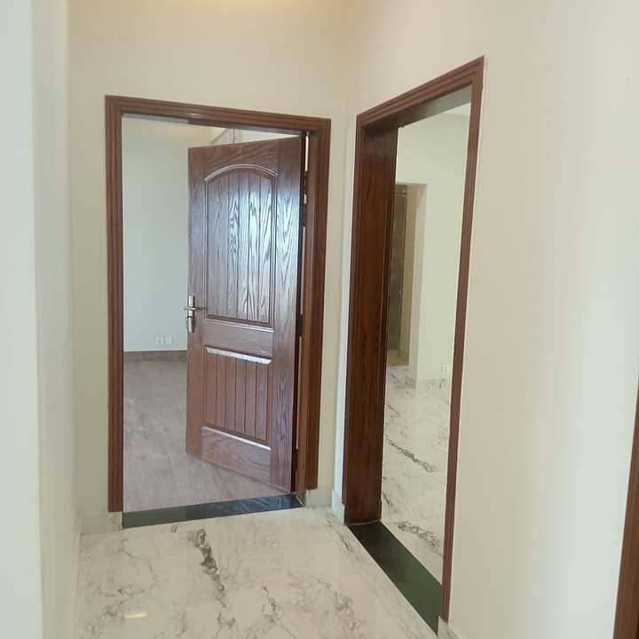 Brend New Apartment Available For Rent In Askari 11 Sec-D Lahore 4