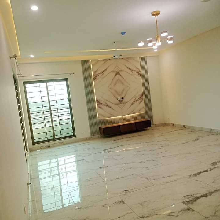 Brend New Apartment Available For Rent In Askari 11 Sec-D Lahore 7