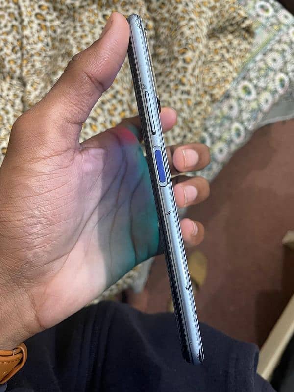 vivo y12s 3