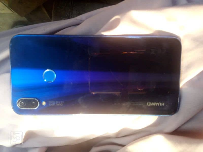 Huawei nova3i 4/128 2