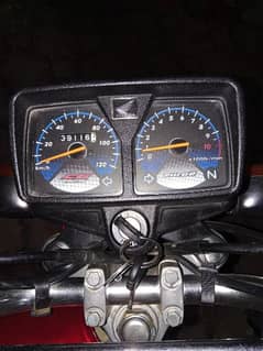 Honda 125 Panjab attock num 1 owner All ducuments clear