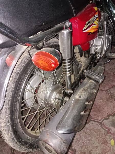 Honda 125 Panjab attock num 1 owner All ducuments clear 2