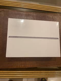 iPad 9 Brand new (sealed packed)