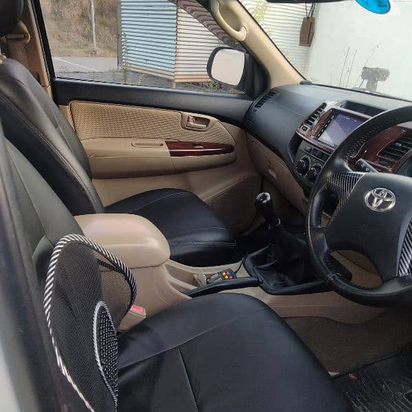 Toyota Hilux 2016 9